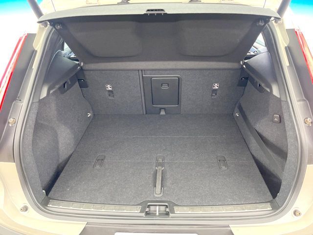 VOLVO VOLVO XC40 2019