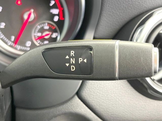 MERCEDES BENZ MERCEDES BENZ GLA class 2019