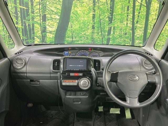 DAIHATSU TANTO CUSTOM 2011