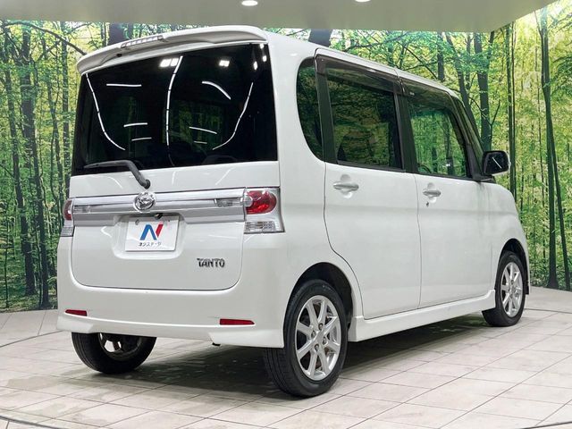 DAIHATSU TANTO CUSTOM 2011