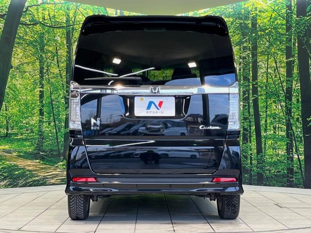 HONDA N BOX CUSTOM 2016