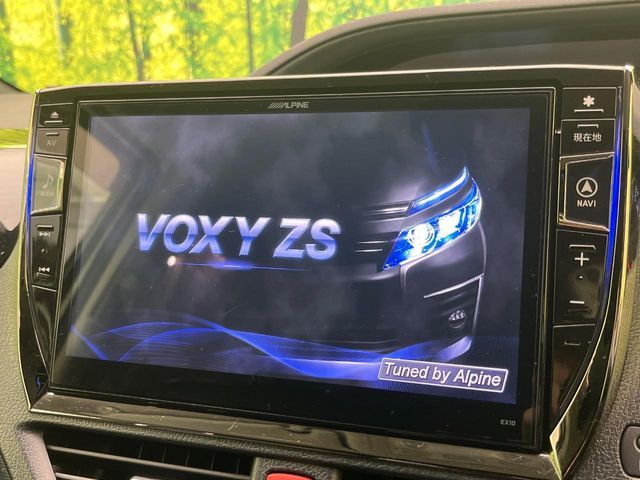 TOYOTA VOXY 2014