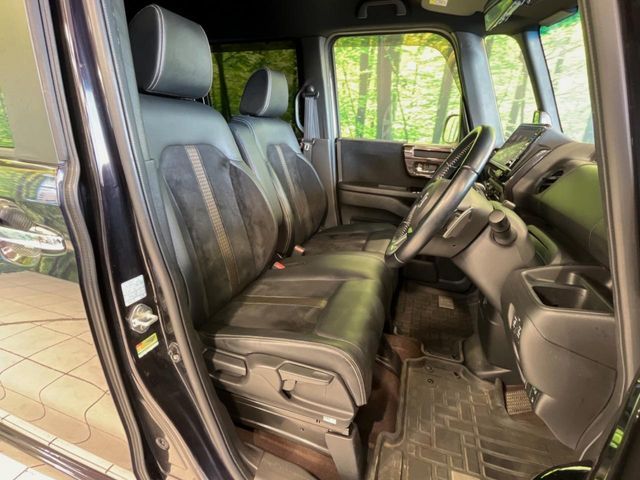 HONDA N BOX CUSTOM 2018