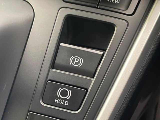 TOYOTA NOAH HYBRID 2023