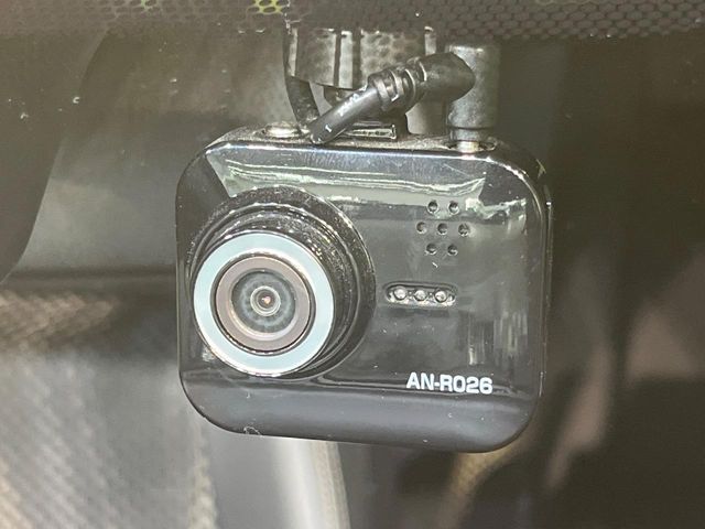 TOYOTA COROLLA FIELDER HYBRID 2017