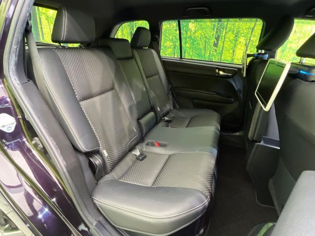 TOYOTA COROLLA FIELDER HYBRID 2017