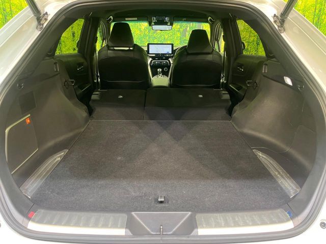 TOYOTA HARRIER HYBRID 2023