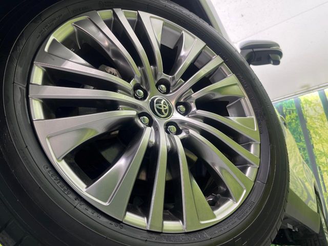 TOYOTA HARRIER HYBRID 2023