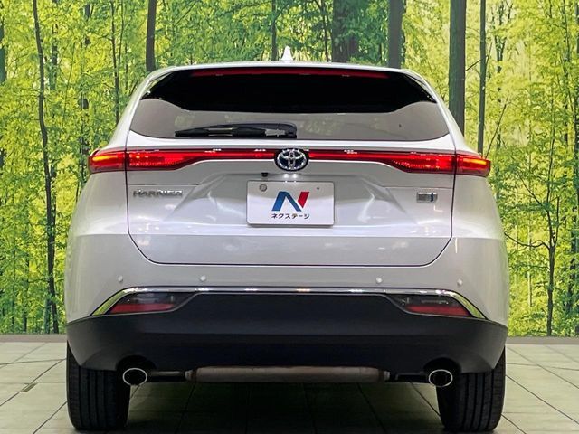 TOYOTA HARRIER HYBRID 2023