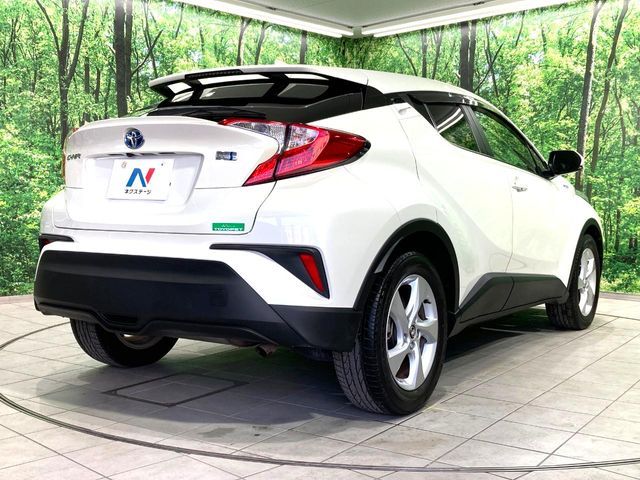 TOYOTA C-HR 2017