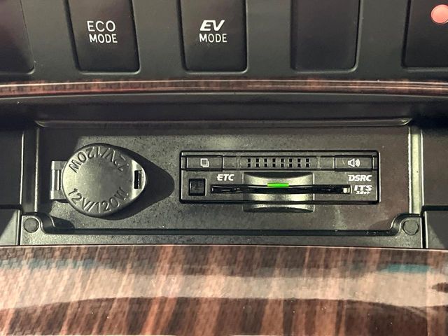 TOYOTA CAMRY HYBRID 2016