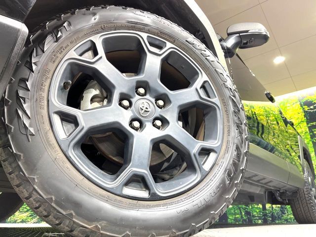 TOYOTA RAV4 4WD 2023