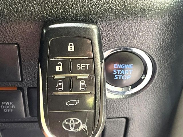 TOYOTA VELLFIRE 2019