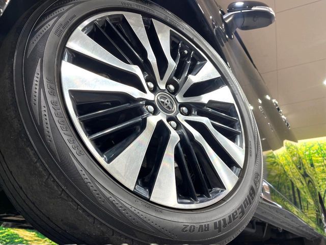 TOYOTA VELLFIRE 2019