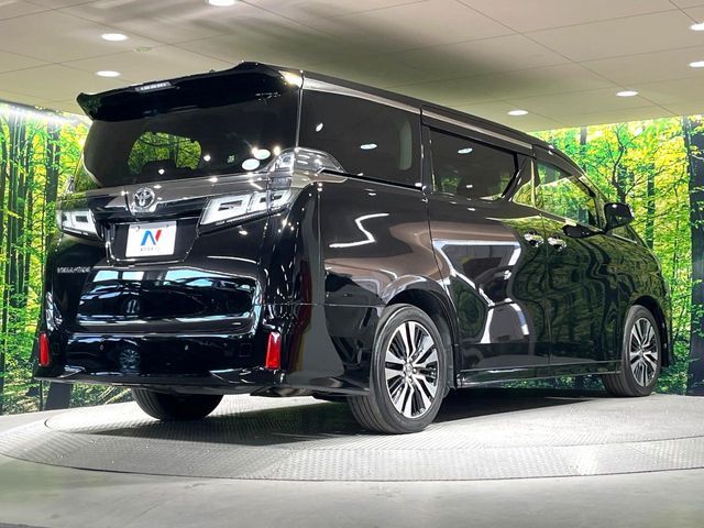 TOYOTA VELLFIRE 2019