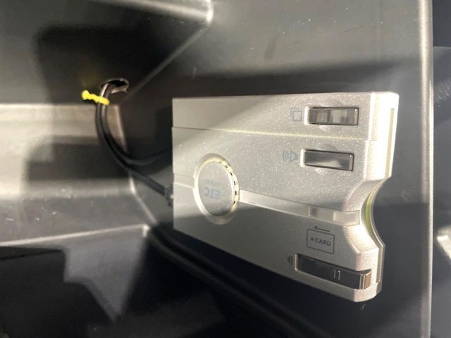 MITSUBISHI DELICA D:2 2WD 2011