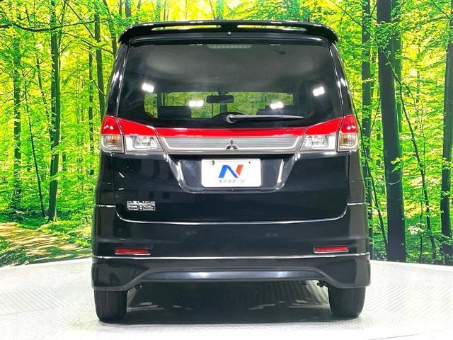 MITSUBISHI DELICA D:2 2WD 2011