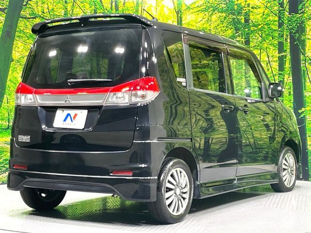 MITSUBISHI DELICA D:2 2WD 2011