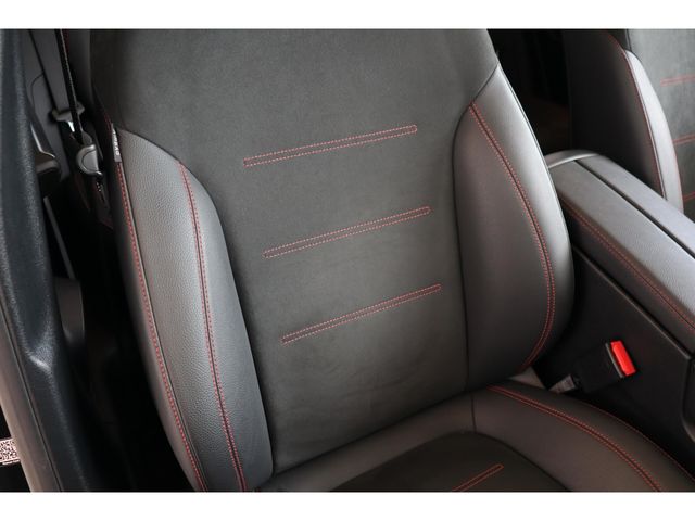 MERCEDES BENZ MERCEDES BENZ GLA class 2023