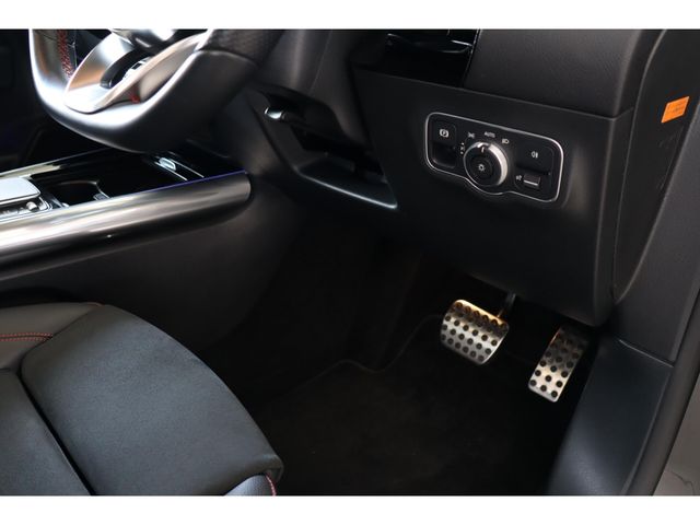 MERCEDES BENZ MERCEDES BENZ GLA class 2023