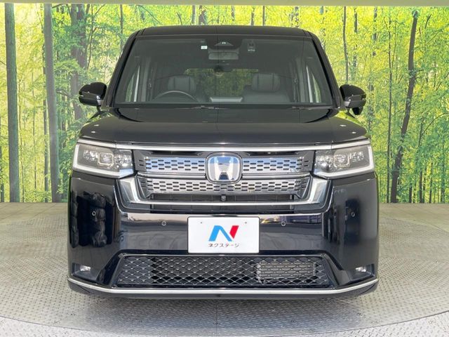 HONDA STEPWAGON e:HEV SPADA 2023