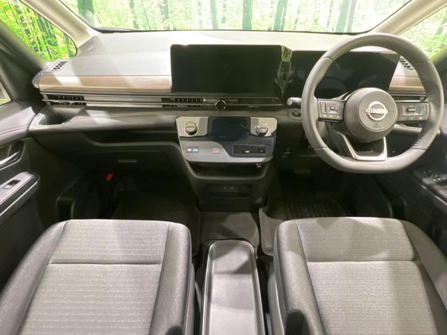 NISSAN SERENA  WG 2024
