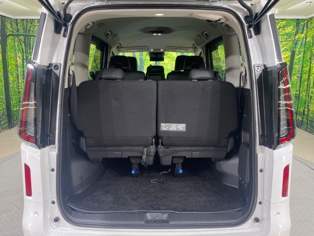 NISSAN SERENA  WG 2024