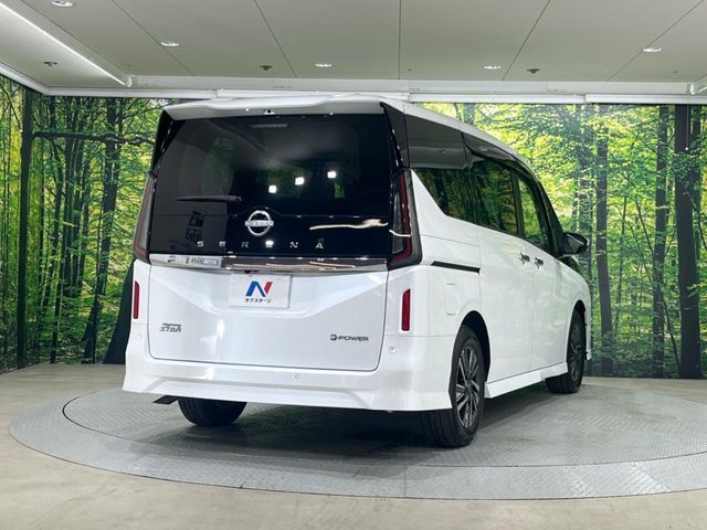 NISSAN SERENA  WG 2024