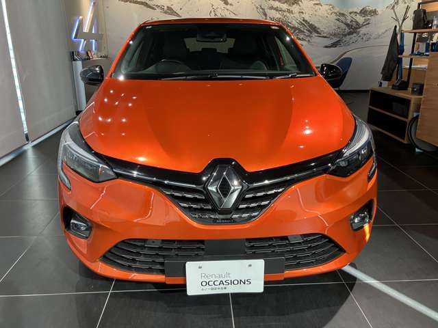 RENAULT RENAULT LUTECIA 2024