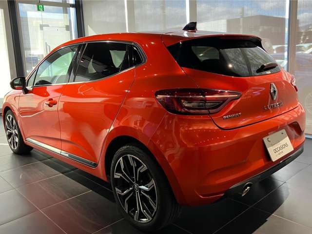 RENAULT RENAULT LUTECIA 2024