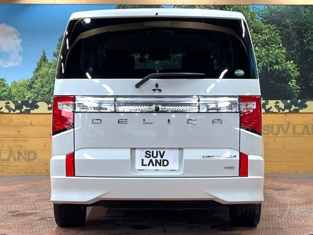 MITSUBISHI DELICA D:5 4WD 2021