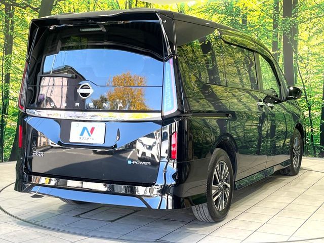 NISSAN SERENA  WG 2023