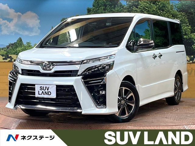 TOYOTA VOXY 2021