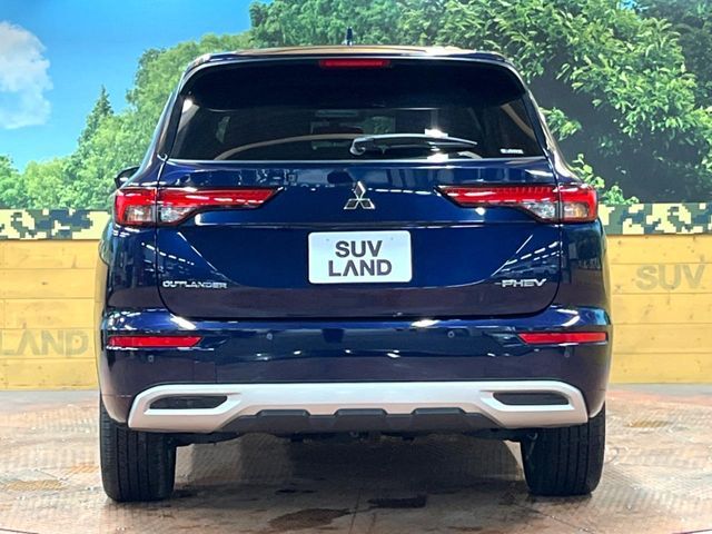 MITSUBISHI OUTLANDER PHEV 2023