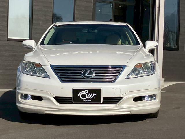 TOYOTA LEXUS LS460 2010