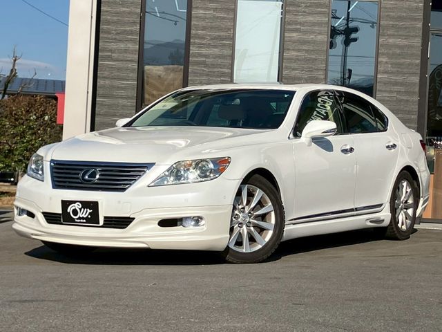 TOYOTA LEXUS LS460 2010