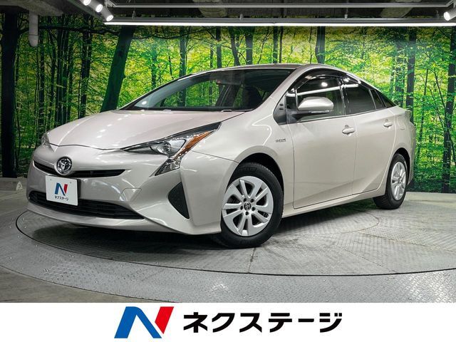 TOYOTA PRIUS 2016
