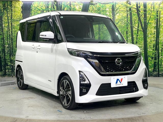 NISSAN ROOX 2021