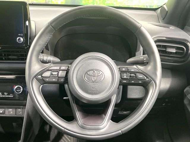 TOYOTA YARIS CROSS HYBRID 2025