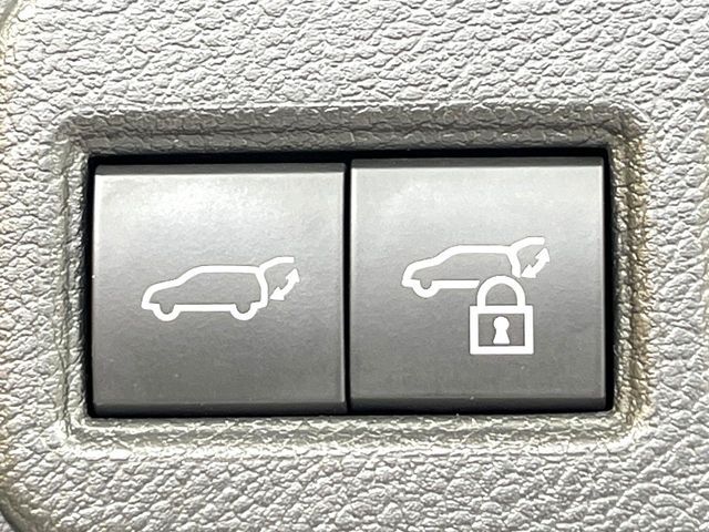 TOYOTA HARRIER 2WD 2021