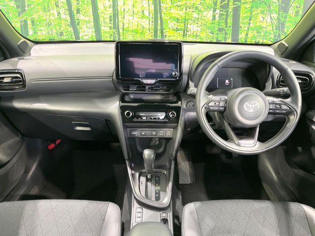 TOYOTA YARIS CROSS HYBRID 2025