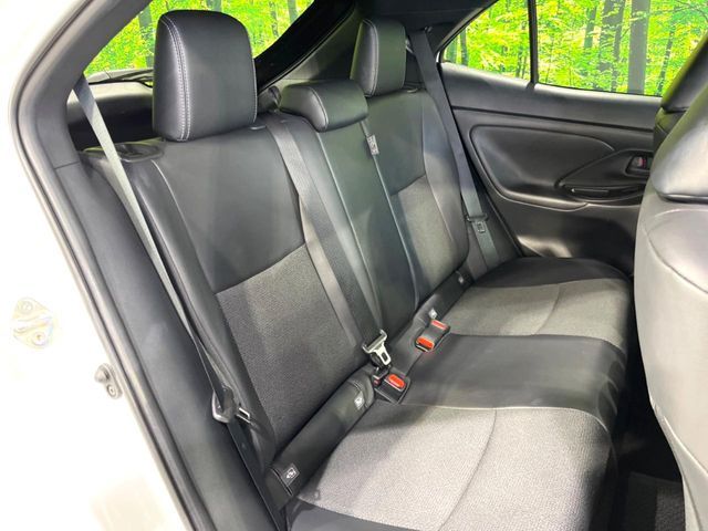 TOYOTA YARIS CROSS HYBRID 2025