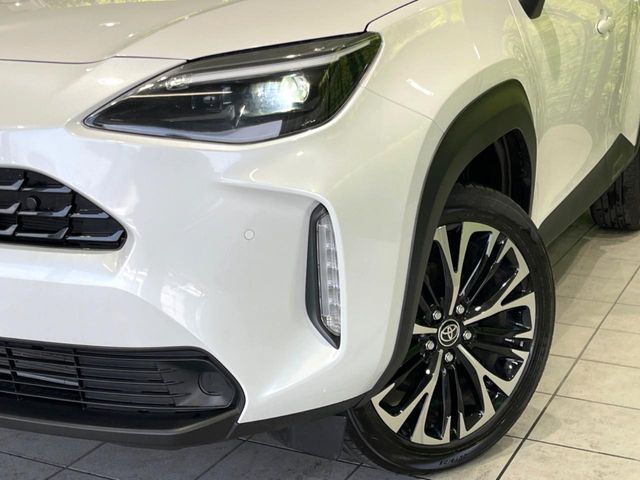 TOYOTA YARIS CROSS HYBRID 2025