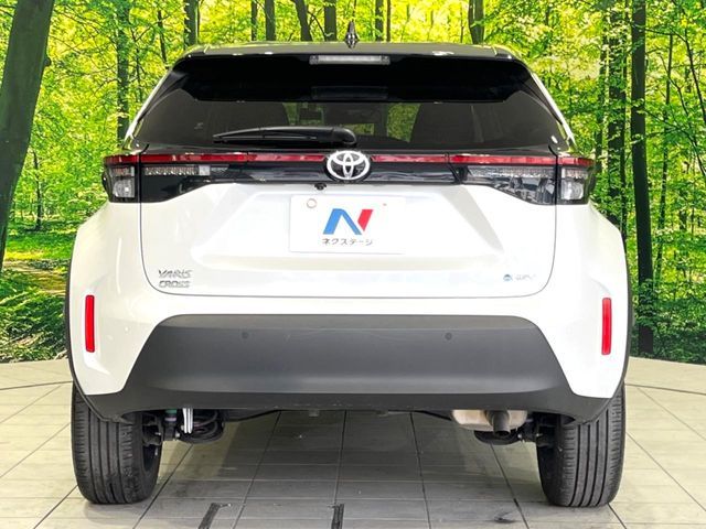 TOYOTA YARIS CROSS HYBRID 2025