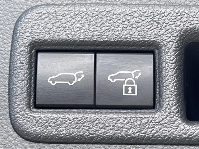 TOYOTA HARRIER HYBRID 2024