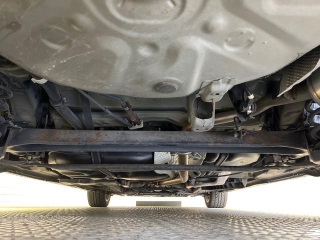 TOYOTA PRIUS Alpha 2012