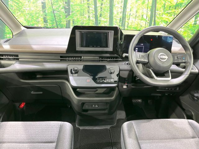 NISSAN SERENA  WG 2025