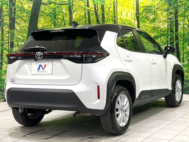 TOYOTA YARIS CROSS 2025