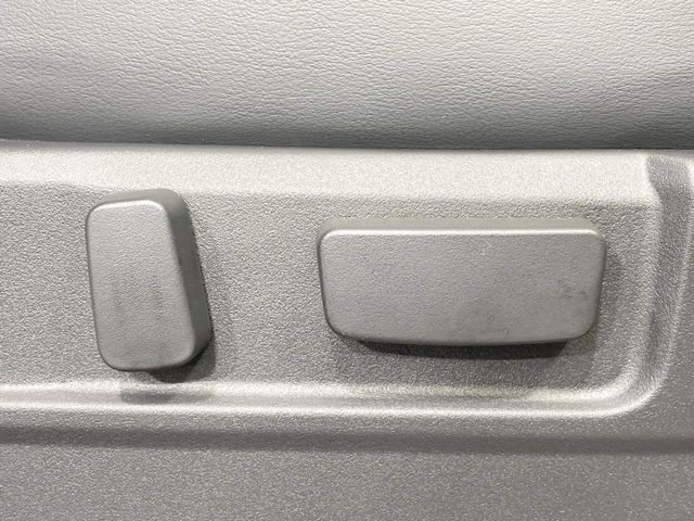 MITSUBISHI DELICA D:5 4WD 2025