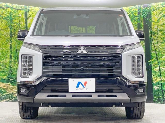 MITSUBISHI DELICA D:5 4WD 2025